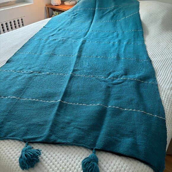 Authentic Handcrafted Moroccan Blanket - Picture 3 of 5